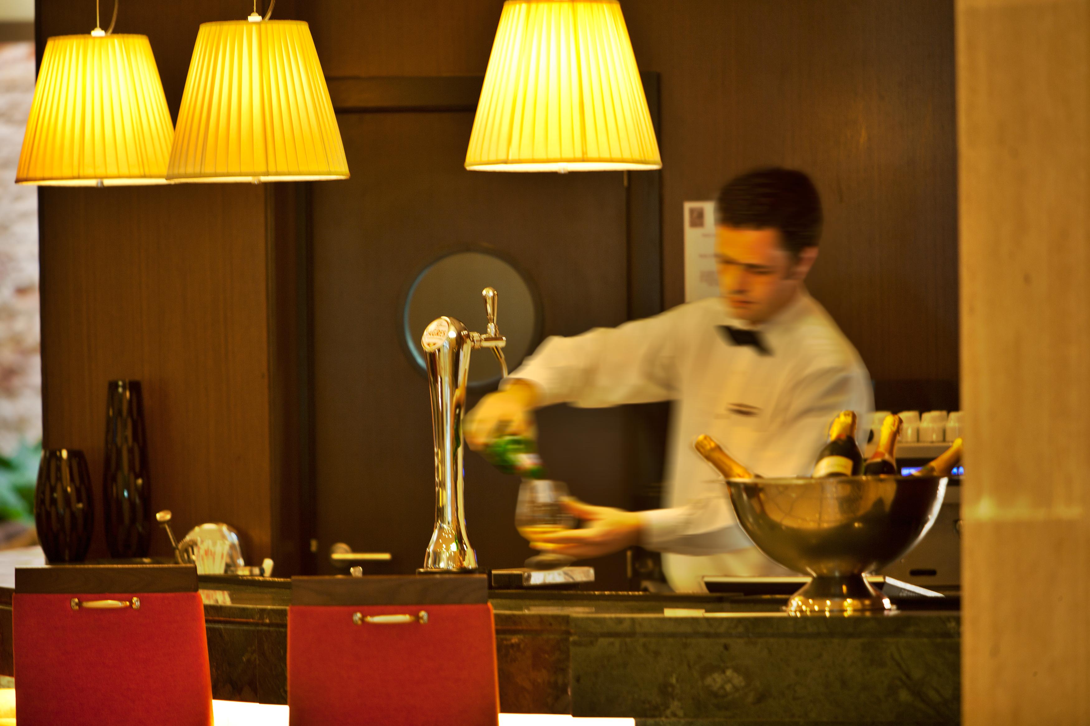 TURIM Iberia Hotel Lisbon Bagian luar foto