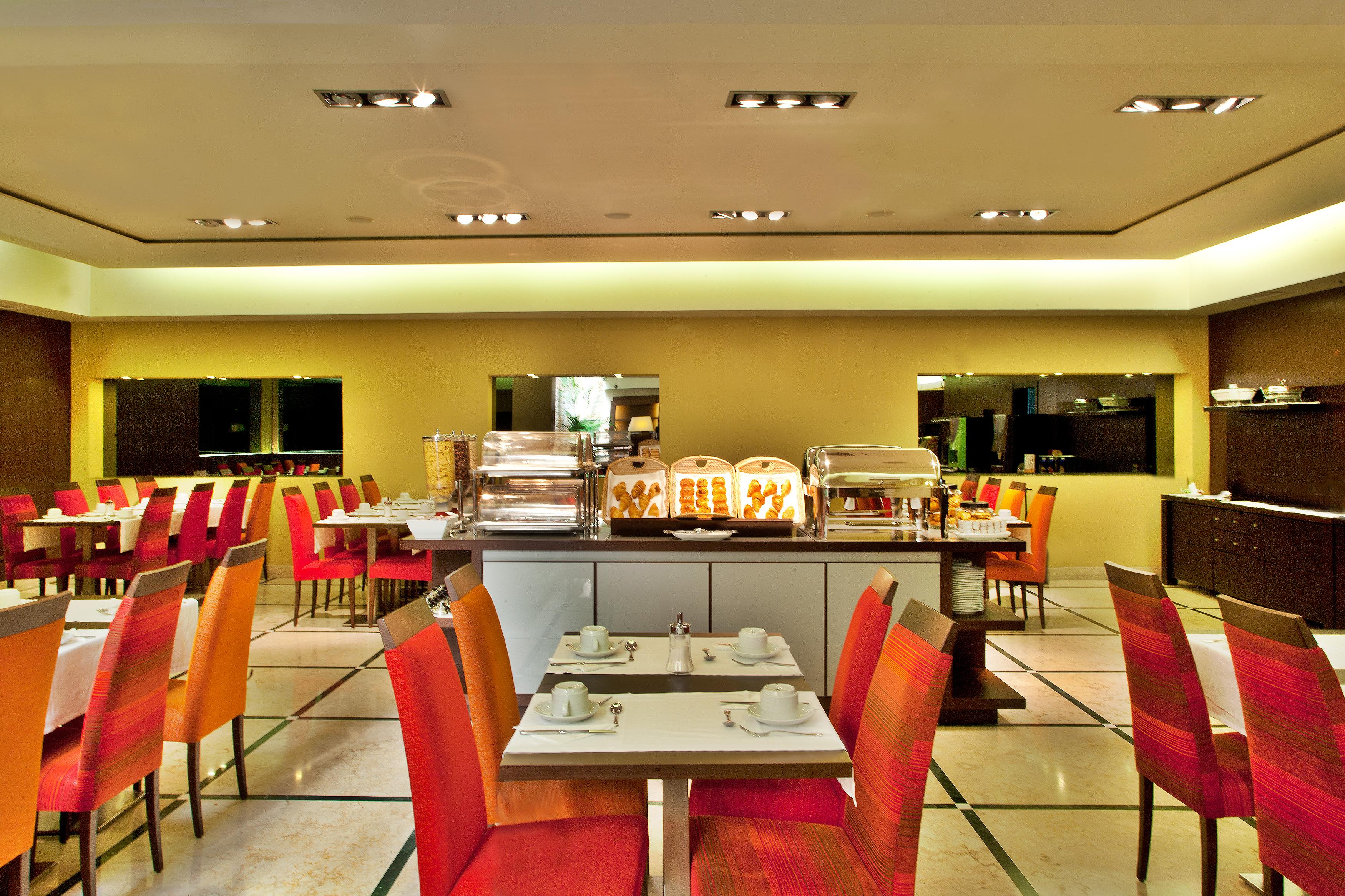 TURIM Iberia Hotel Lisbon Bagian luar foto