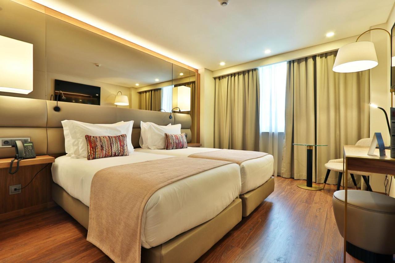 TURIM Iberia Hotel Lisbon Bagian luar foto