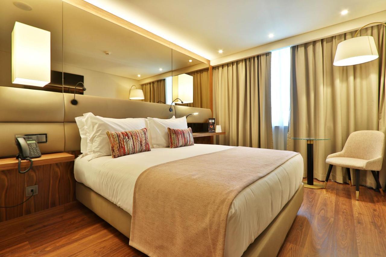 TURIM Iberia Hotel Lisbon Bagian luar foto