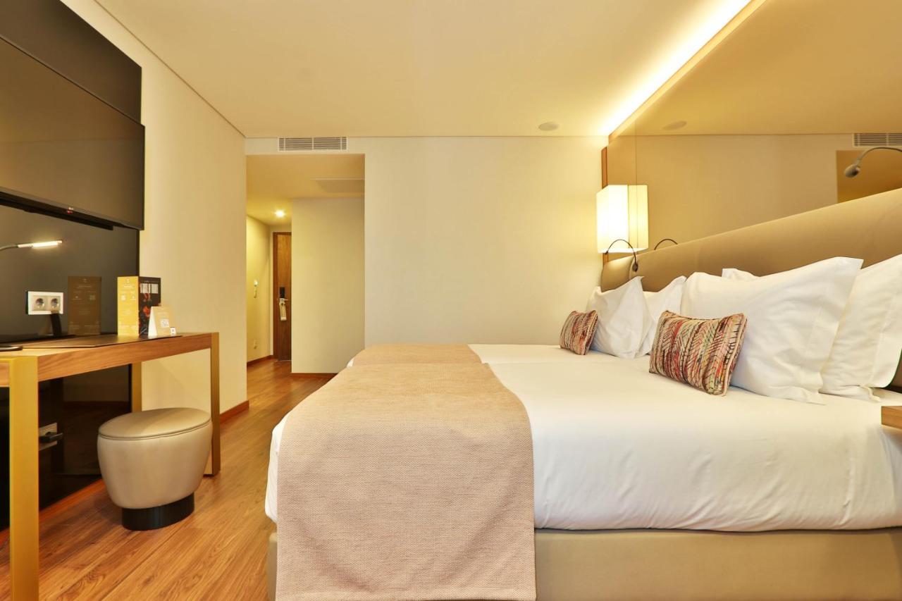 TURIM Iberia Hotel Lisbon Bagian luar foto