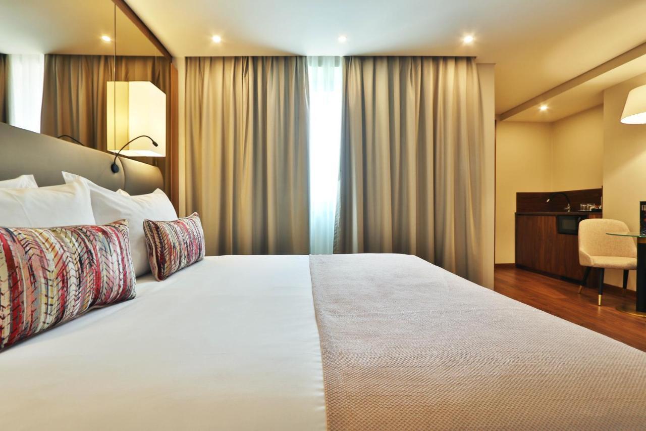 TURIM Iberia Hotel Lisbon Bagian luar foto