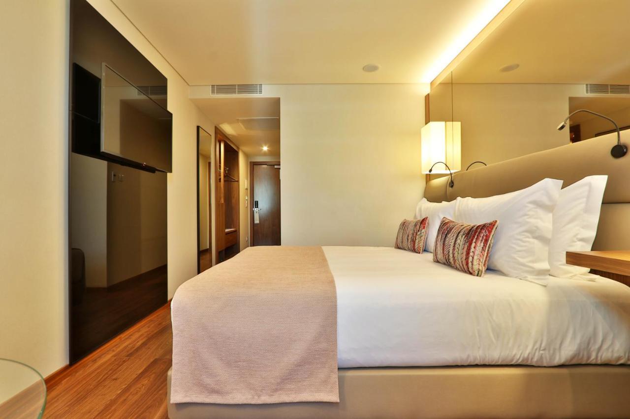 TURIM Iberia Hotel Lisbon Bagian luar foto