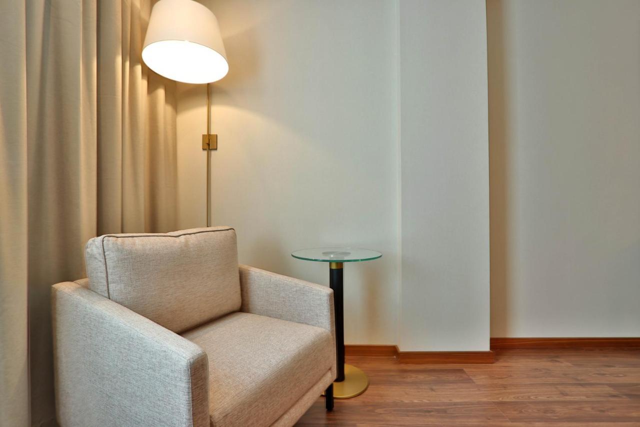 TURIM Iberia Hotel Lisbon Bagian luar foto