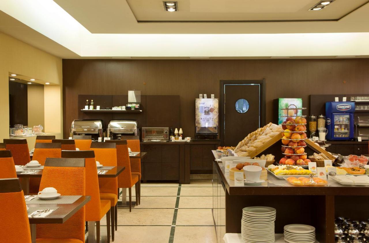 TURIM Iberia Hotel Lisbon Bagian luar foto